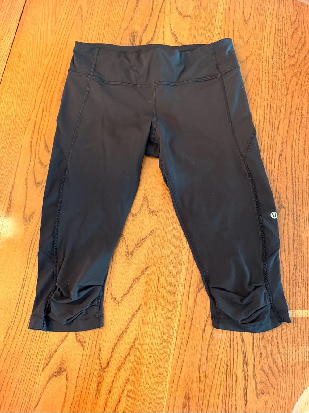 lululemon athletica Black Cropped Leggings